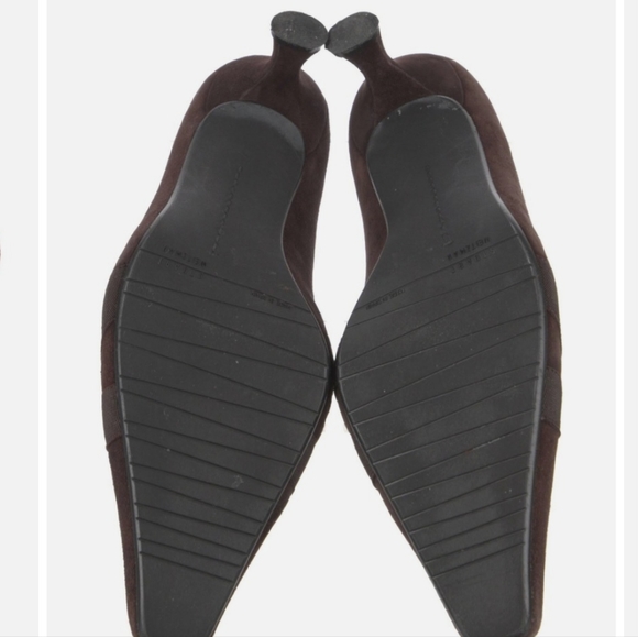 BEAUTIFUL STEWART WEITZMAN VELVET SWEDE BROWN PUMPS SIZE 5 1/2 - Picture 6 of 6